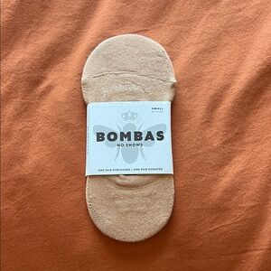 NWT - Bombas Beige No Show Socks - Small